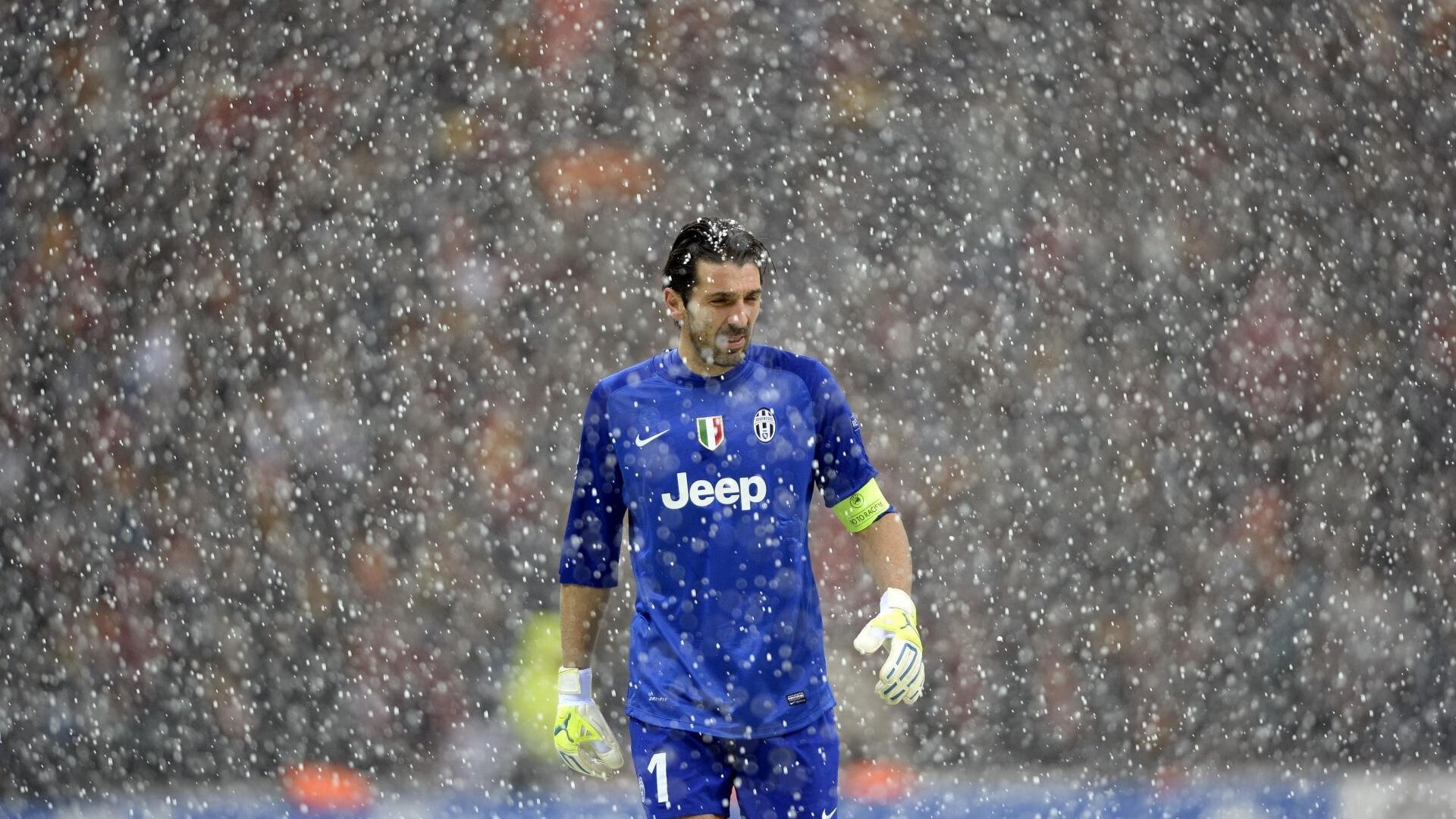 体育服务机器人亮相大型综合赛事现场，全国体育机器人联盟